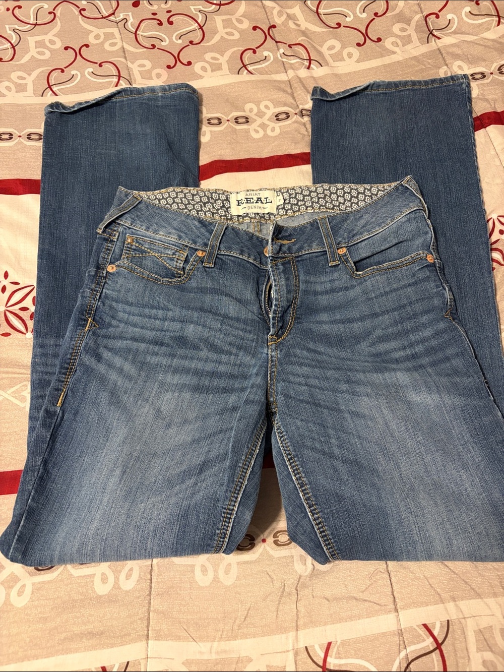 Ariat woman’s size 31L perfect rise bootcut cut